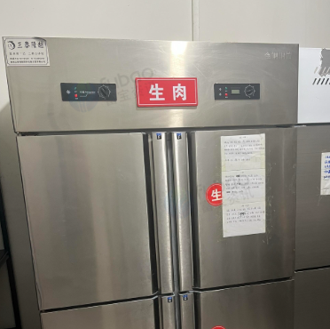 咸阳地区店铺处理菜柜、双温冰箱、酒柜、5P空调等