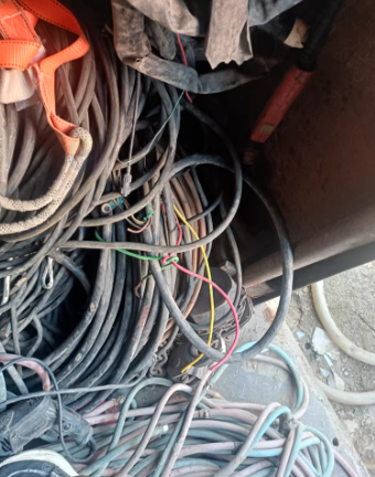 泰安地区处理40多台电焊机 倒链 焊条烘干机等