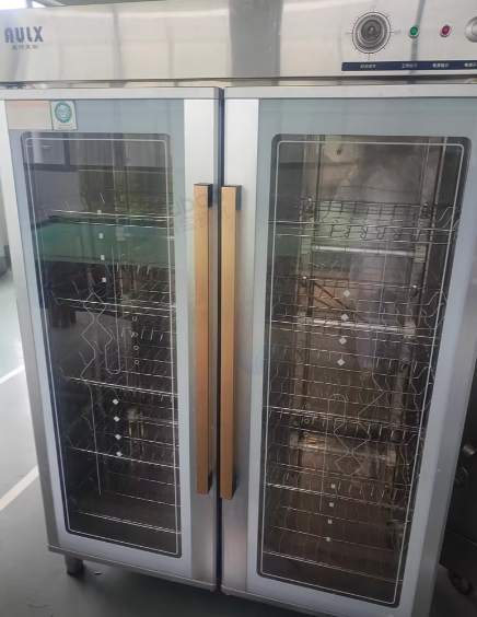 无锡地区处理双开门九层新消毒柜、七层新蒸箱、大型炒锅炉