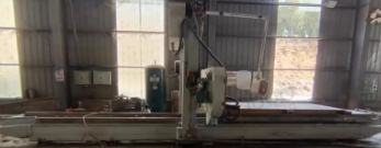 临沂地区工厂处理1300骏泓成龙门锯 1300龙门锯 精密裁板锯 双端齐头锯 双端清边锯等