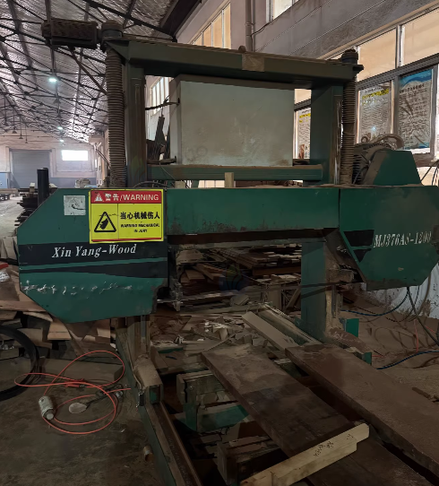 苏州地区工厂处理木工设备一批