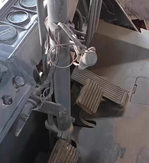 西安地区处理自家叉车2.5吨