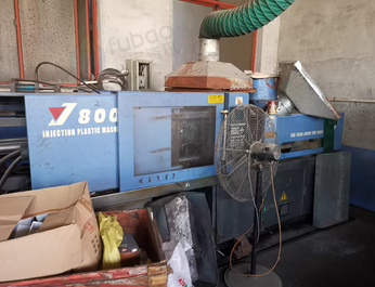 廊坊地区处理注塑机、上料机4台，线盒冲孔机