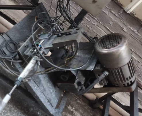 肇庆地区处理4台自动攻牙机