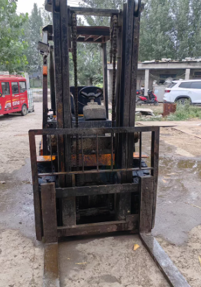 临沂地区处理14年杭叉A30