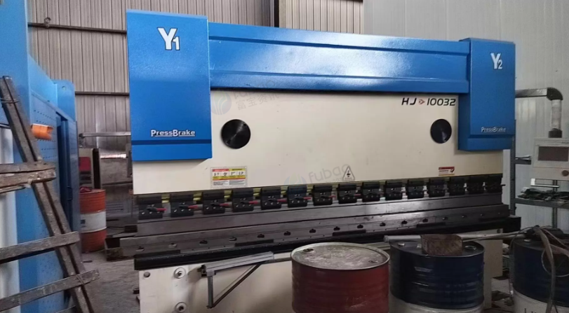 常州市地区工厂处理100T3200数控折弯机1台、6*3200数控剪板机1台