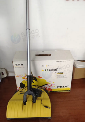 北京地区处理全自动清洁机、纯实木餐桌椅一套