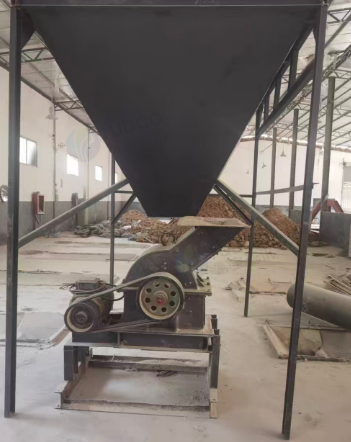 三明地区处理料斗、碎石机一套