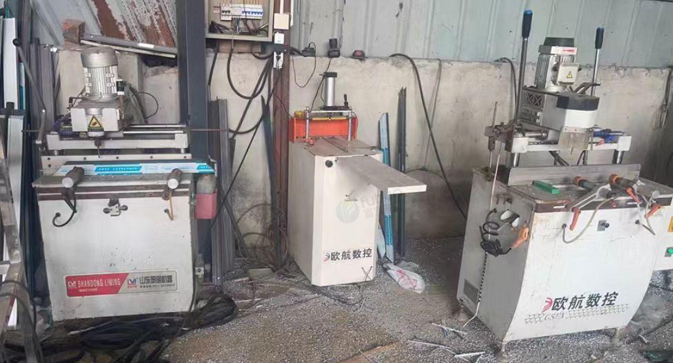 成都地区处理复合机、穿条机、锁合机、转盘锯等门窗加工设备