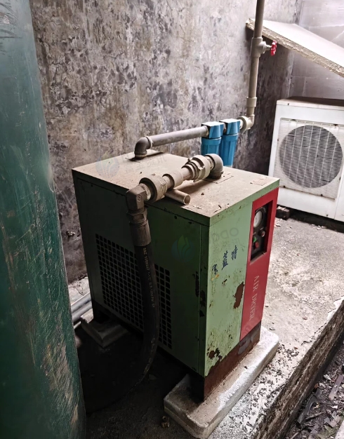 东莞地区工厂处理8温区回流焊经济型、15KW20匹的空压机、LED切角测试一体机