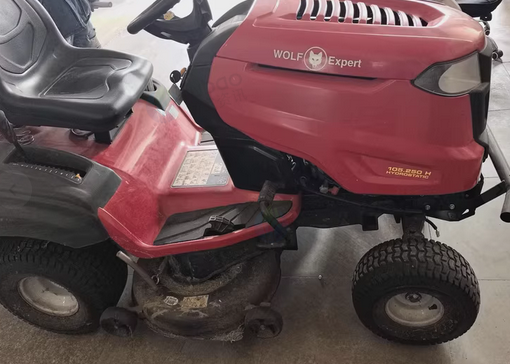 武汉地区处理驾驶式割草机