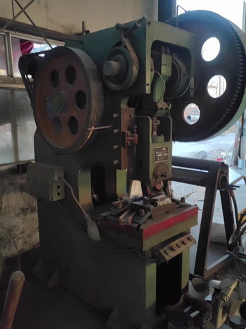 廊坊地区处理63T冲床