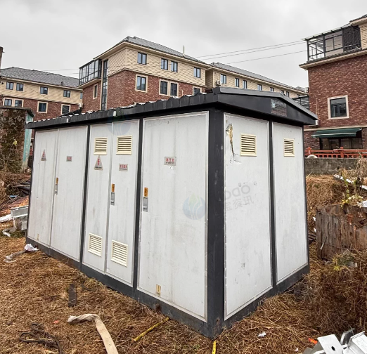 保定地区回收公司处理160KVA铜芯干式厢式变压器2台