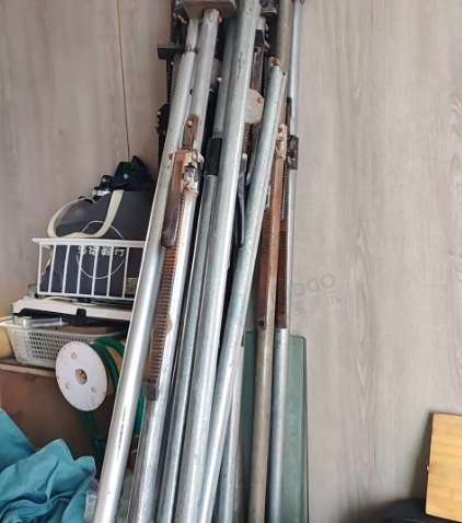 荆门地区处理冷藏车档杆40根