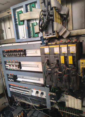 潍坊地区改行处理立式加工中心 卧式加工中心