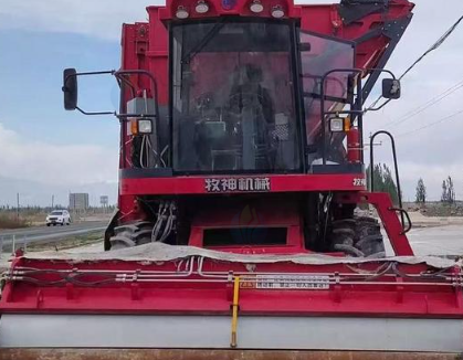 咸阳地区处理牧神3600B辣椒联合收割机