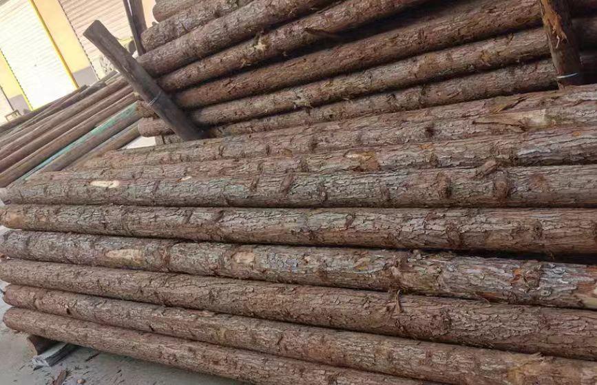 宿州地区处理一批房梁木料棒