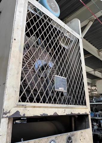 廊坊地区处理两台扬力110吨气动冲床