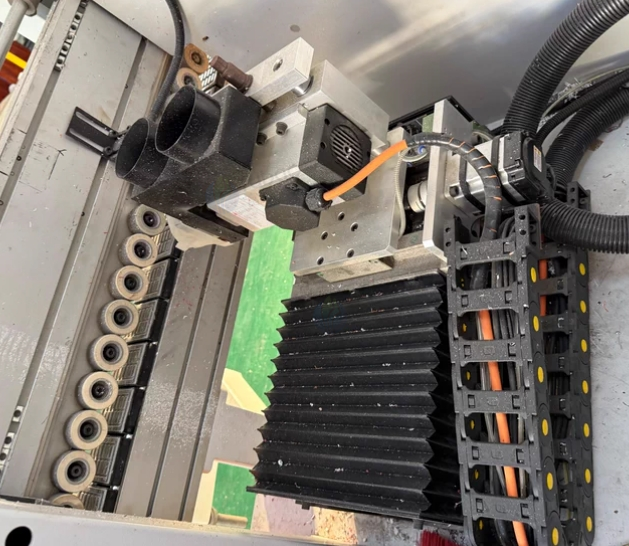 佛山地区工厂处理铝木通用的封边机