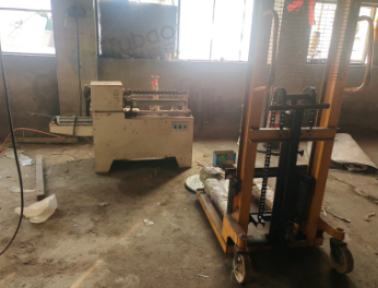 潍坊地区胶带厂处理4轴胶带分条机