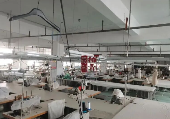 近期大连成品衣、原料、设备拍卖公告