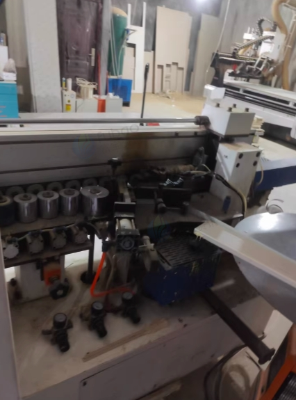 六盘水地区处理极东KDT-360D封边机