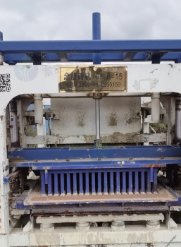 昆明地区处理念朋砖机