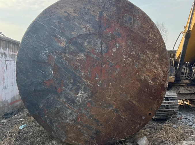 徐州地区工厂处理大型油罐