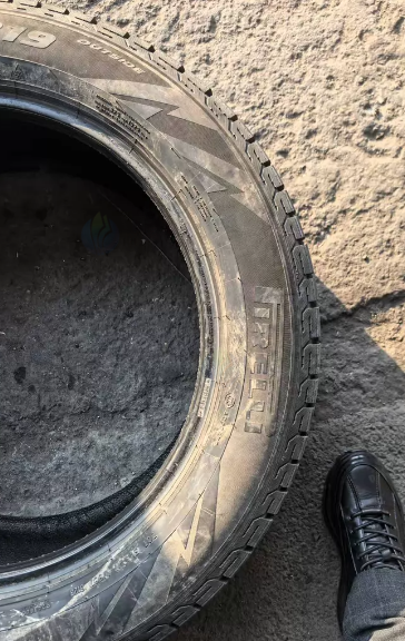 哈尔滨地区处理本田URV白色雪地胎