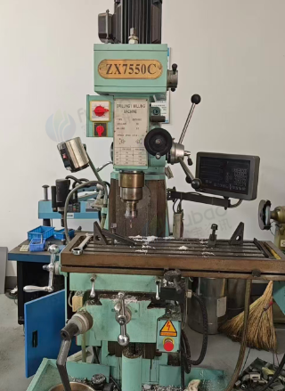 北京地区处理旧铣床一台