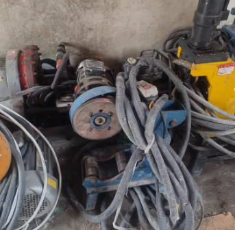 烟台地区处理4寸套丝机 2寸虎王套丝机 工具电缆线 电源箱等