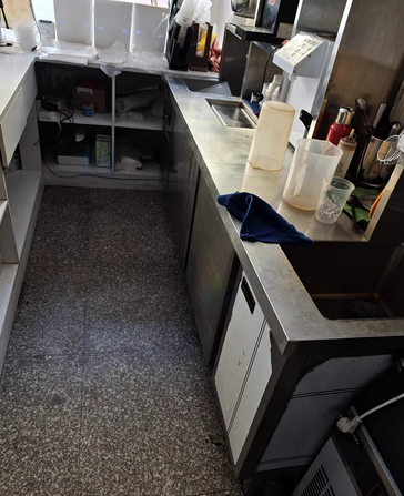 鹰潭地区处理奶茶店整店设备物资