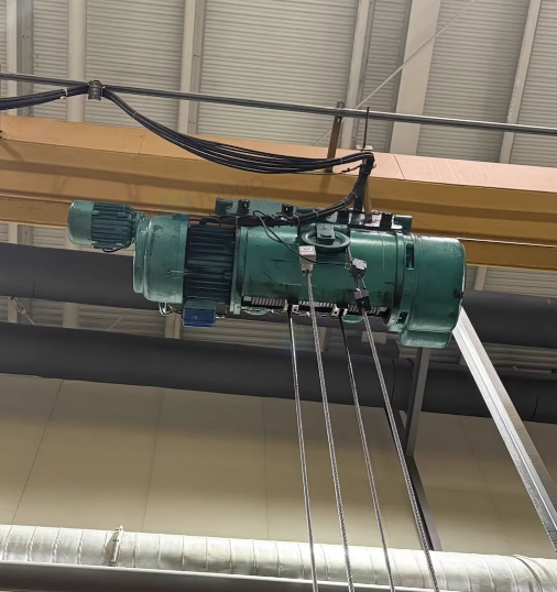 常州地区工厂处理反应釜、10T行车1台