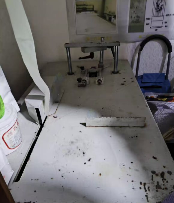 太原地区工厂处理钉角机、顶角带锯一体的做相框机器