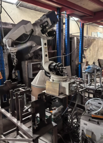 枣庄地区公司转型处理焊接机器人