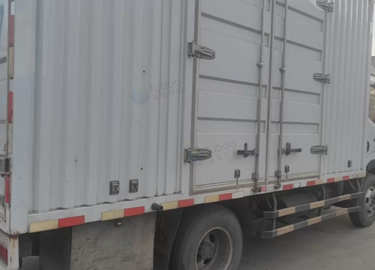 太原地区处理东风多利卡4.2米箱货车