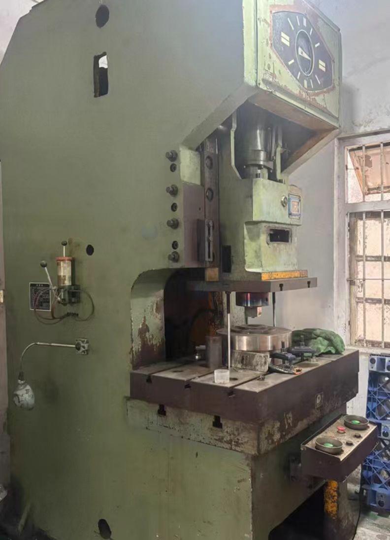 东莞地区工厂处理梧锻160吨压力机