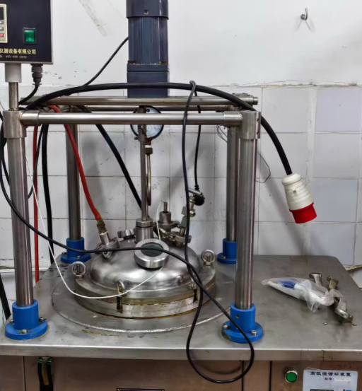 南京地区工厂处理100L反应釜1台、6公斤反应釜1台