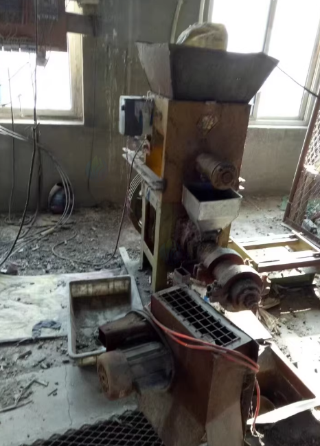 辽阳地区处理玉米膨化机 粉碎机 螺旋传送机 