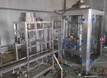 邢台地区处理一整套装矿泉水设备