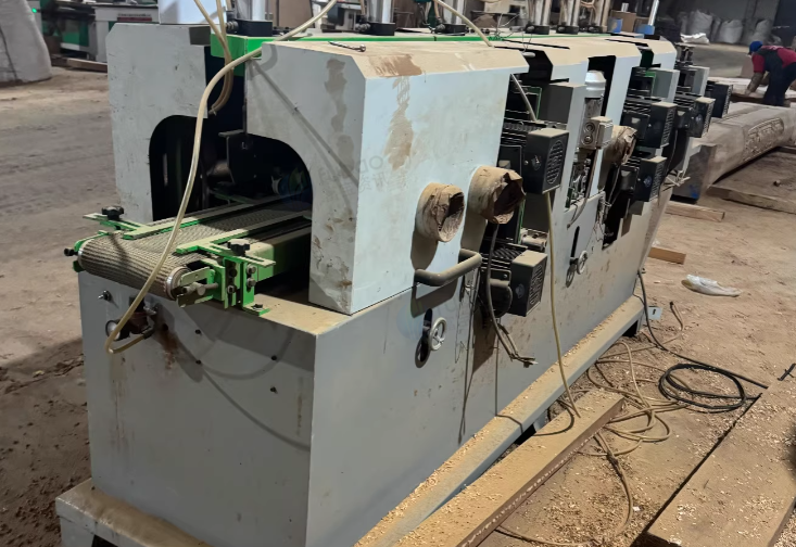 苏州地区工厂处理木工设备一批