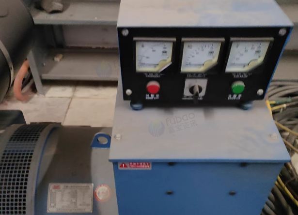 南通地区工厂处理121KW潍柴R6105AZLD柴油发电机组