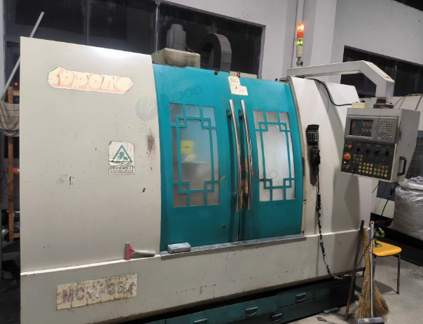 苏州地区工厂处理850加工中心1台、1160加工中心1台、780雕铣机1台