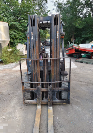 淄博地区处理斗山2.5吨柴油叉车