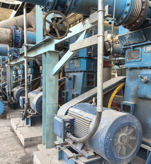 杭州地区处理江苏亚太WLW-1200B往复立式无油真空泵16台