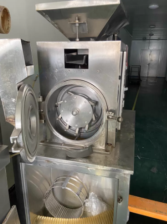 淄博地区处理自用FC300F-C锤式粉碎机 2吨PVC铝箔药板废料