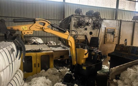 烟台地区处理2台梳理机 铺网机 烘箱 棉被机 切割机