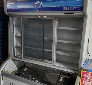 重庆地区自用处理烧烤架、烧烤车、电烤箱、展示柜、冰柜等设备