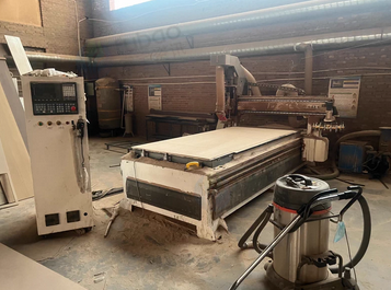 石家庄地区处理数控开料机、雕刻机、线锯机、砂光机、气泵、螺杆真空泵