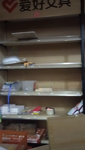 十堰地区文具店处理打印机、1批铁货架、木制家具、折叠沙发等